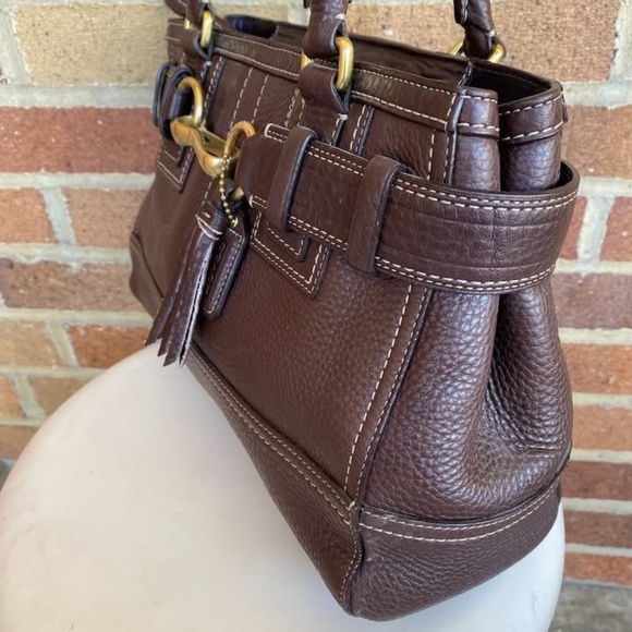 Coach Brown Hamptons Pebbled Leather Carry All (circa 2000s) - Picture 2 of 10